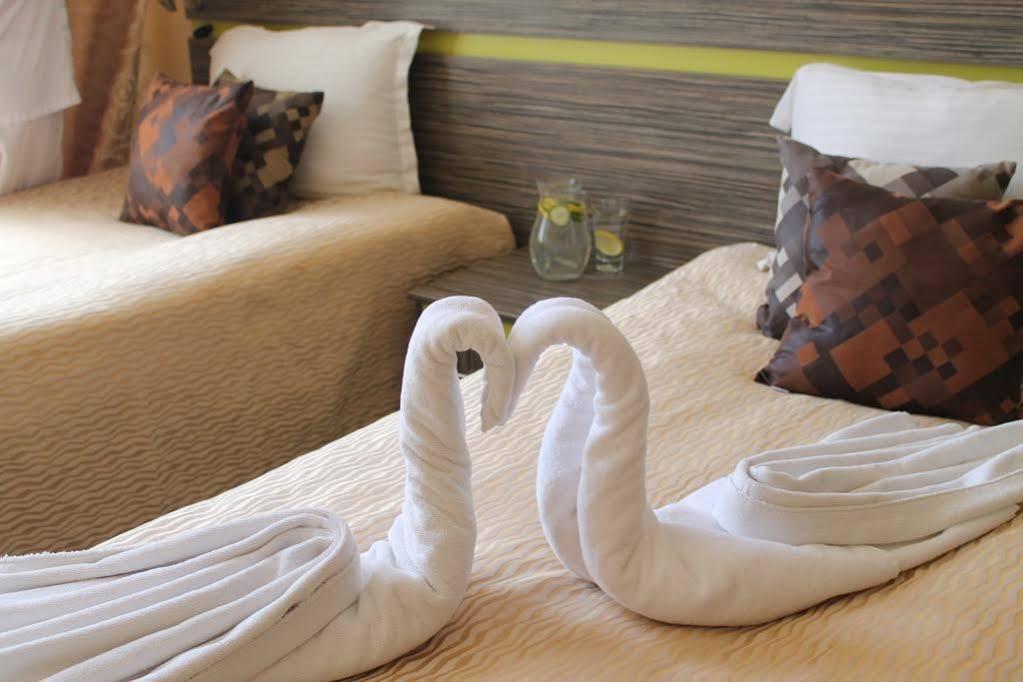 שומן Family Hotel Central מראה חיצוני תמונה