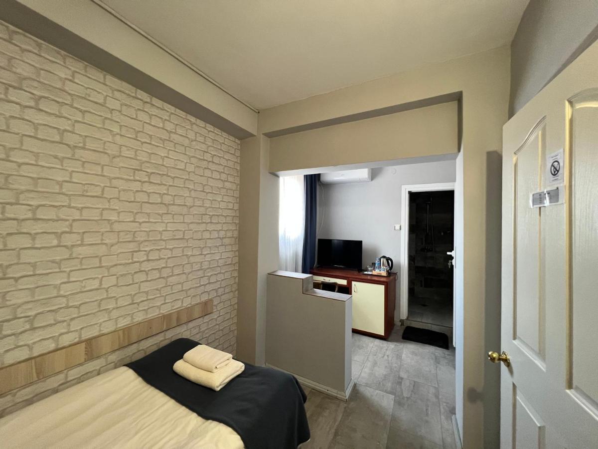 שומן Family Hotel Central מראה חיצוני תמונה