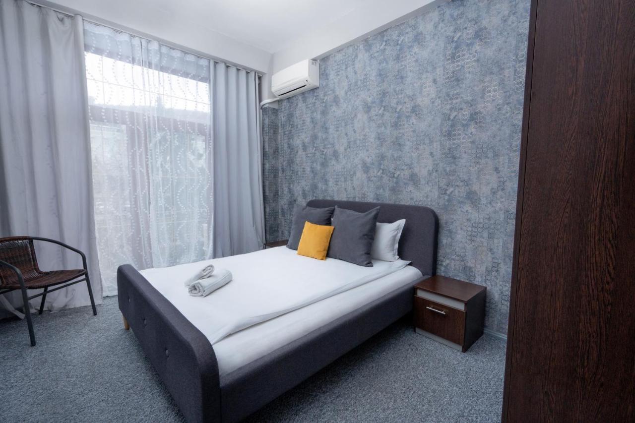 שומן Family Hotel Central מראה חיצוני תמונה