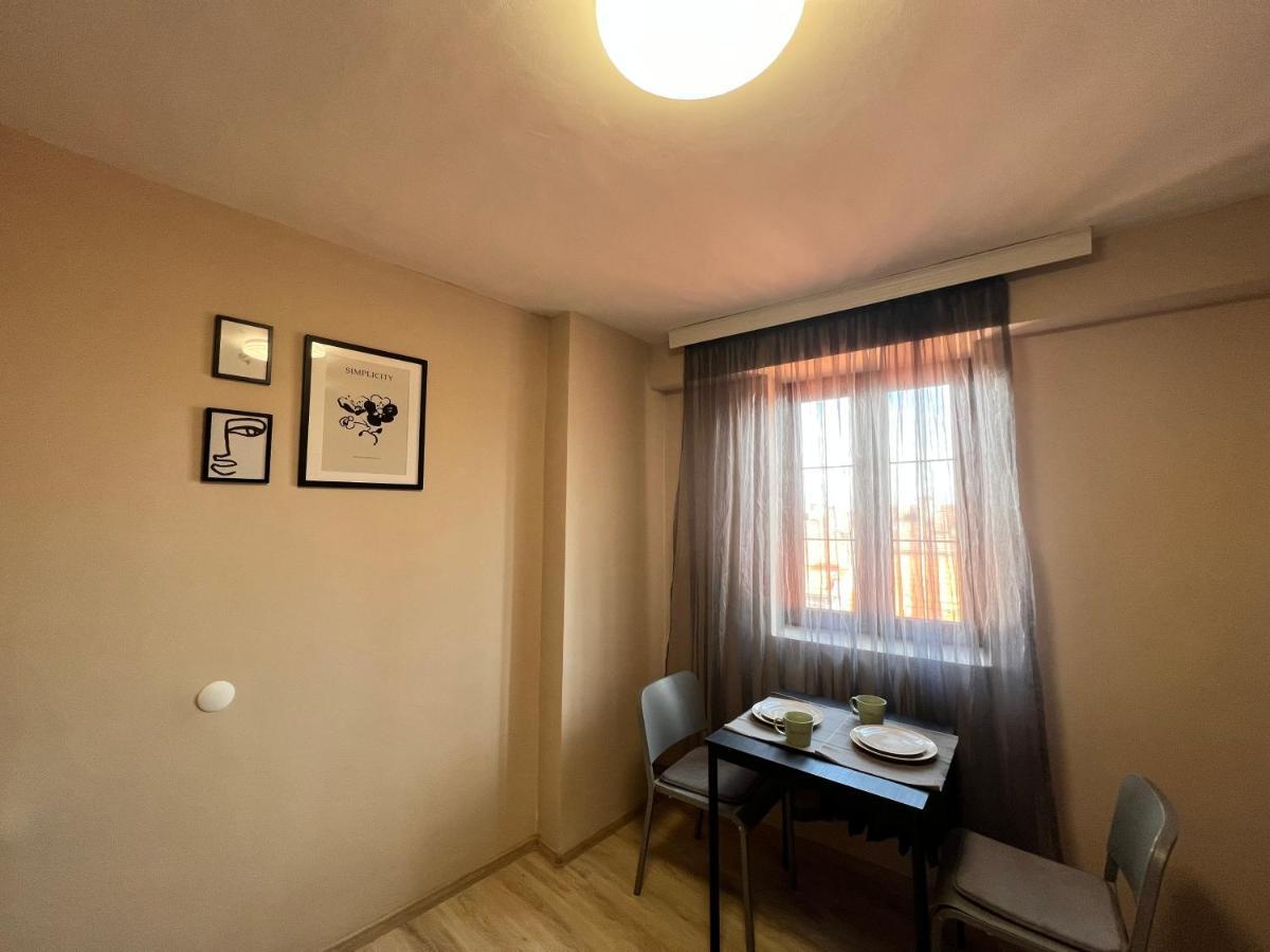 שומן Family Hotel Central מראה חיצוני תמונה