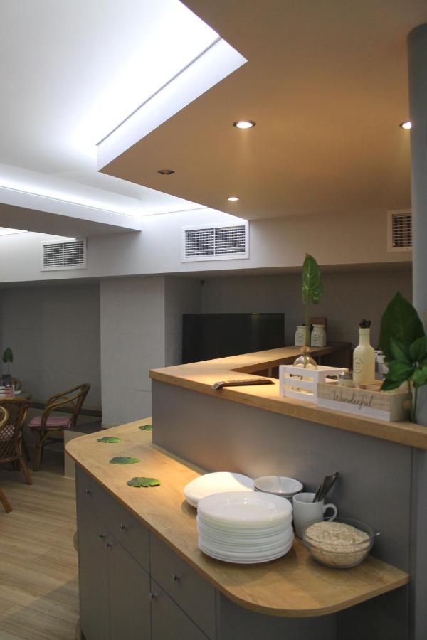 שומן Family Hotel Central מראה חיצוני תמונה